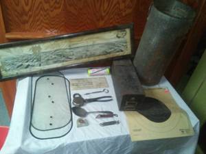 lot 105 image: Can, Barnesville, Antique, photo, padlock and more.