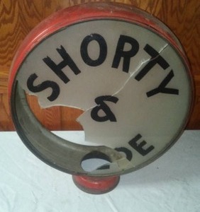 lot 106 image: Shortys Gas Pump top.