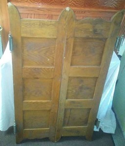 lot 165 image: Saloon, cafe doors Vintage, double hinges authentic doors
