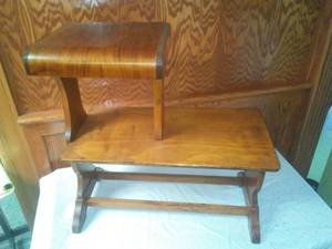 lot 166 image: Vintage wood end table telephone stand