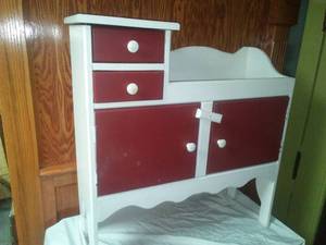 lot 194 image: Super cute side table Telephone Table.