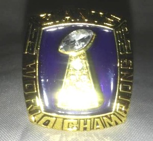lot 143 image: New York Giants Super Bowl Ring,