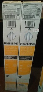 lot 125B image: Philips 48 bulbs T8  2 x 10 pack, 32 watts neutral white, $64 retail