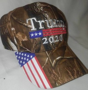 lot 174 image: Trump 2020 Cap hat.