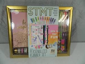 lot 64 image: New 850 Piece DIY Personalized Planner Set