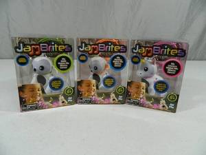 lot 67 image: 3 New JamBrites Light Up Bluetooth Pet Speakers