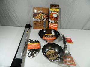 lot 74 image: New BBQ Items