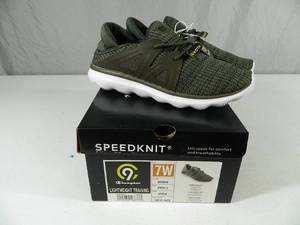lot 85 image: New Womens 7W Champion Shoes