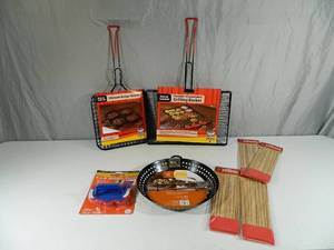 lot 95 image: New BBQ Items