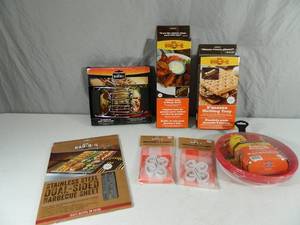 lot 138 image: New BBQ Grilling Items