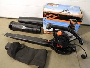 lot 11 image: Black and Decker Blower  Vacuum