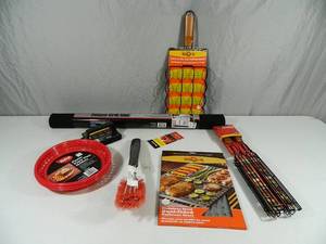lot 29 image: New BBQ Items