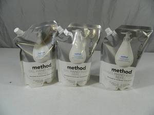 lot 32 image: New Method Gel Hand Wash Refills