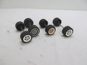 lot 28 image: trailer axel, tires ,wheels
