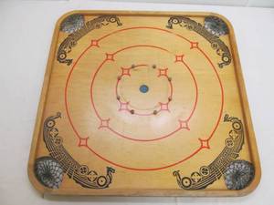lot 31 image: vintage merdel carom game board