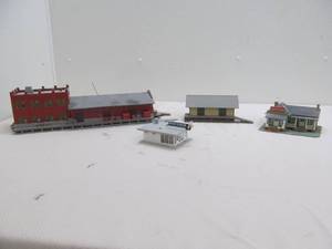 lot 46 image: railroad structures