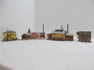 lot 51 image: railroad structures