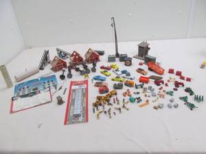 lot 58 image: rail yard accessories