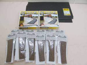 lot 74 image: Track bed foam sheets