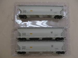 lot 80 image: Genesis Pennsylvania railroad covered hopper