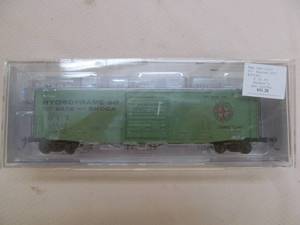lot 83 image: Kadee car box car