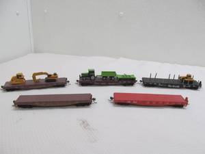 lot 87 image: Flat railroad cars