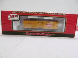 lot 143 image: New Atlas Train car