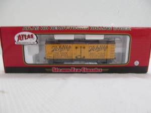 lot 162 image: New Atlas Train car
