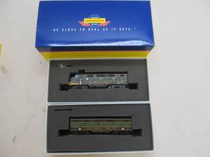 lot 178 image: Genesis locomotives