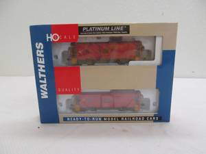 lot 182 image: Walthers train car
