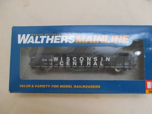 lot 205 image: Walthers train car