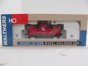 lot 207 image: Walthers train car