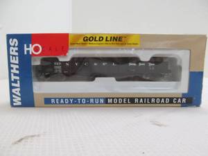 lot 215 image: Walthers train car