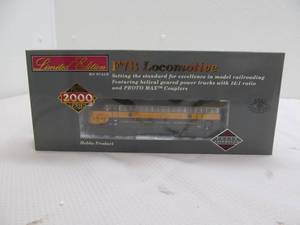 lot 244 image: Walthers train car