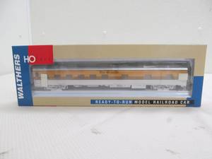 lot 262 image: Walthers train car