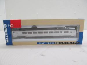 lot 265 image: Walthers train car