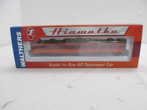 lot 271 image: Walthers train car