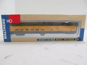lot 273 image: Walthers train car