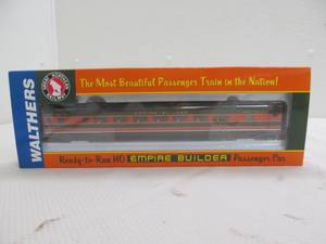 lot 275 image: Walthers train car