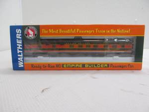 lot 283 image: Walthers train car