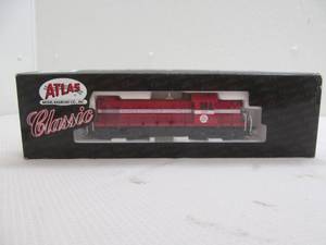 lot 297 image: Atlas locomotive