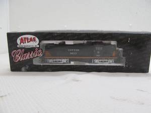 lot 304 image: Atlas locomotive