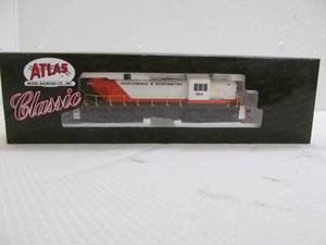 lot 326 image: Atlas locomotive