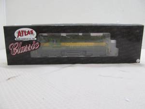 lot 332 image: Atlas locomotive