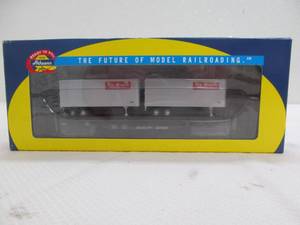 lot 344 image: Athearn car