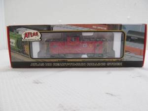 lot 370 image: Atlas car