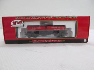 lot 374 image: Atlas car