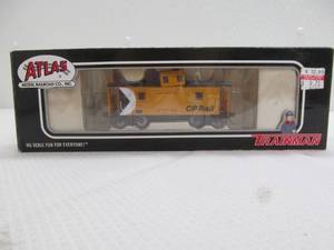 lot 378 image: Atlas car