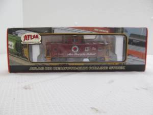 lot 380 image: Atlas car