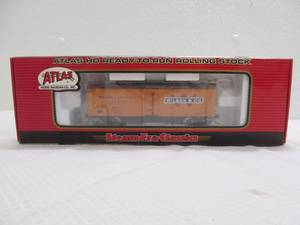 lot 403 image: Atlas car